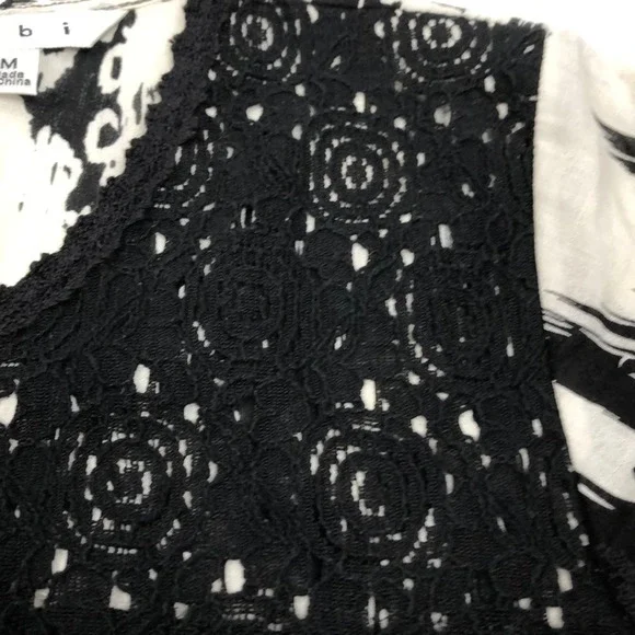 Cabi #309 Madrid Lace blouse size Medium - Picture 6 of 11